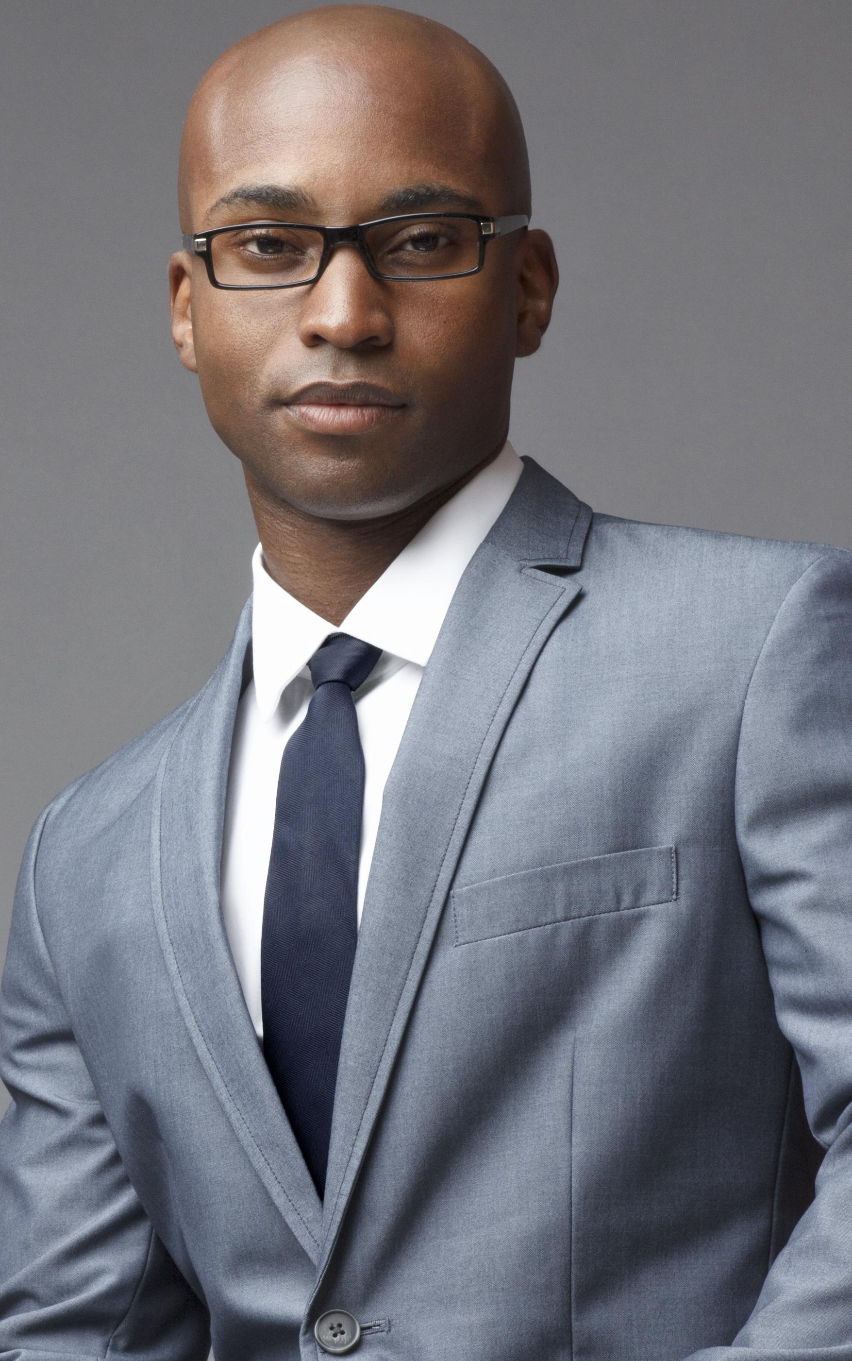 actor Ekandem Essiet large photo