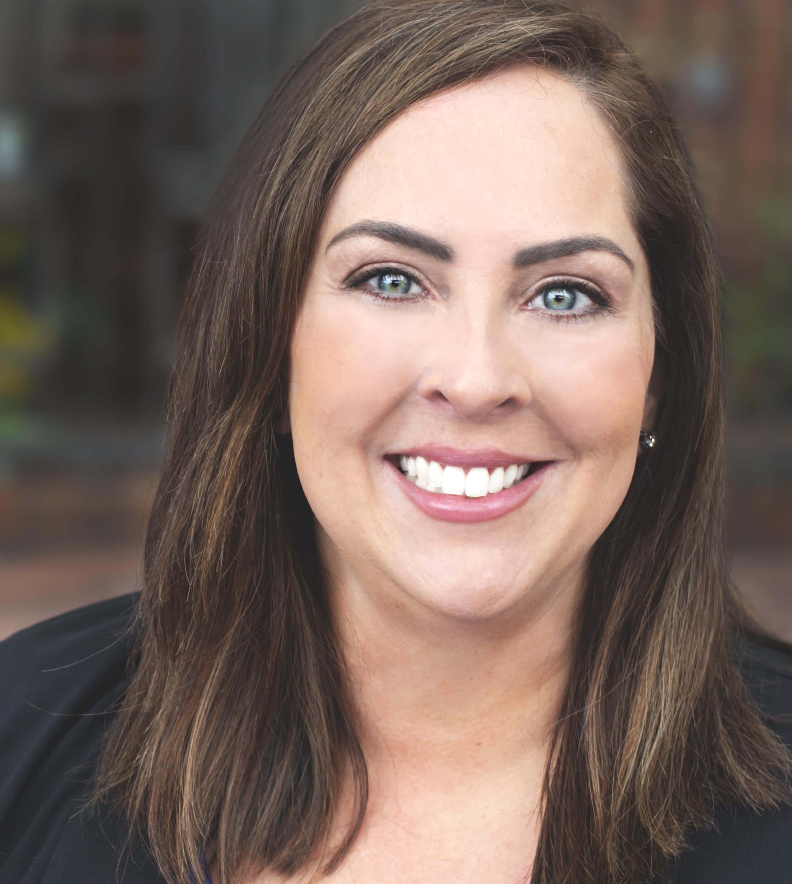 actor Amber Welsh large photo