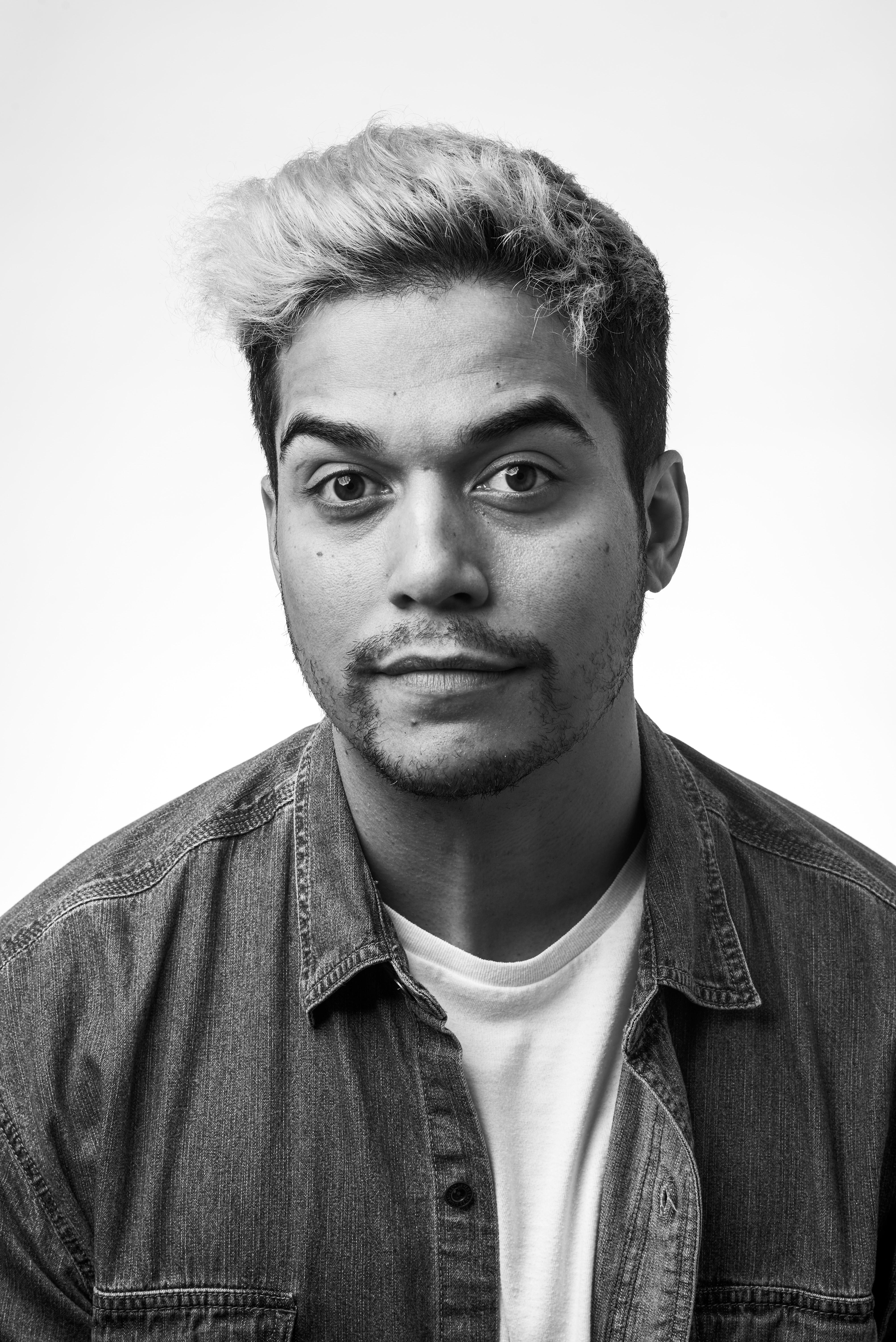 actor Stranton Aiono large photo