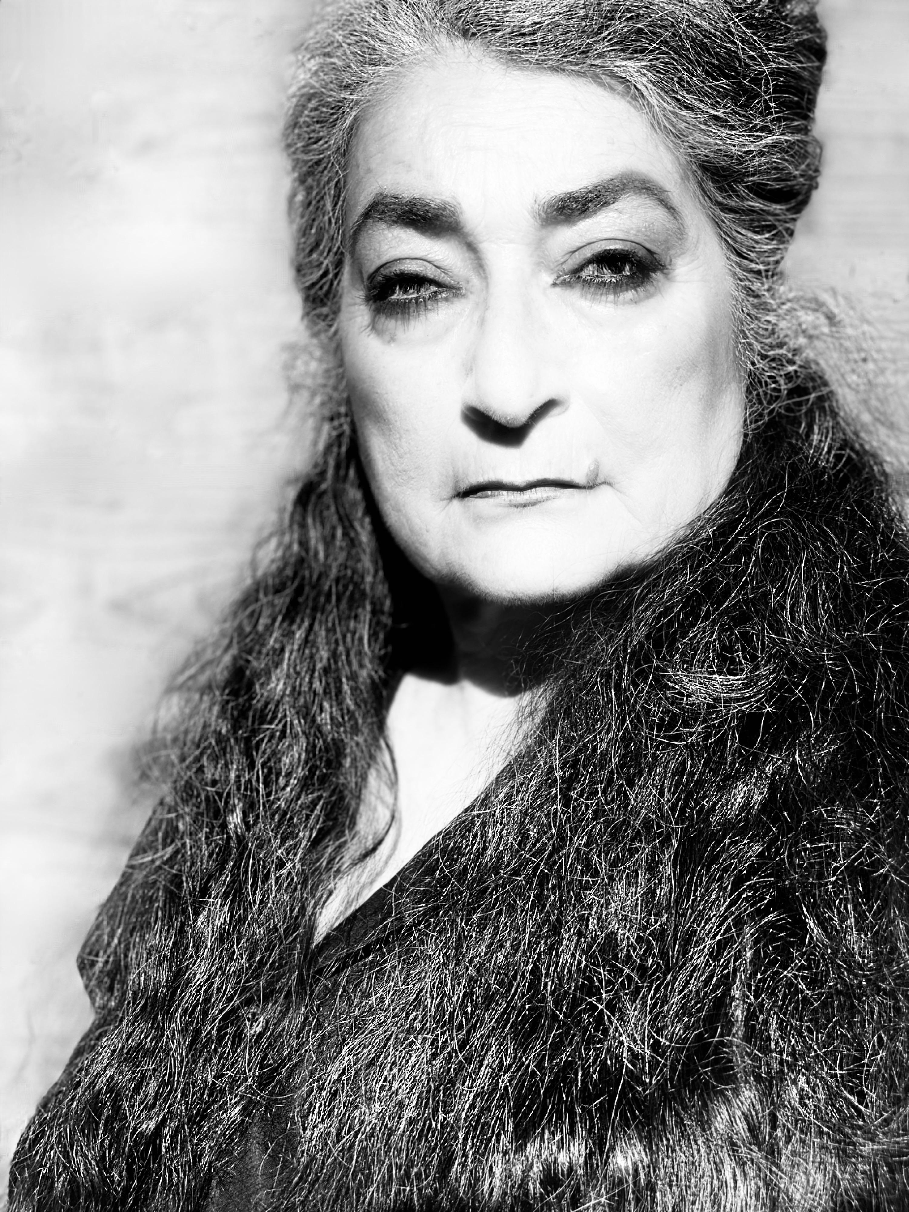 actor Bella Warda large photo