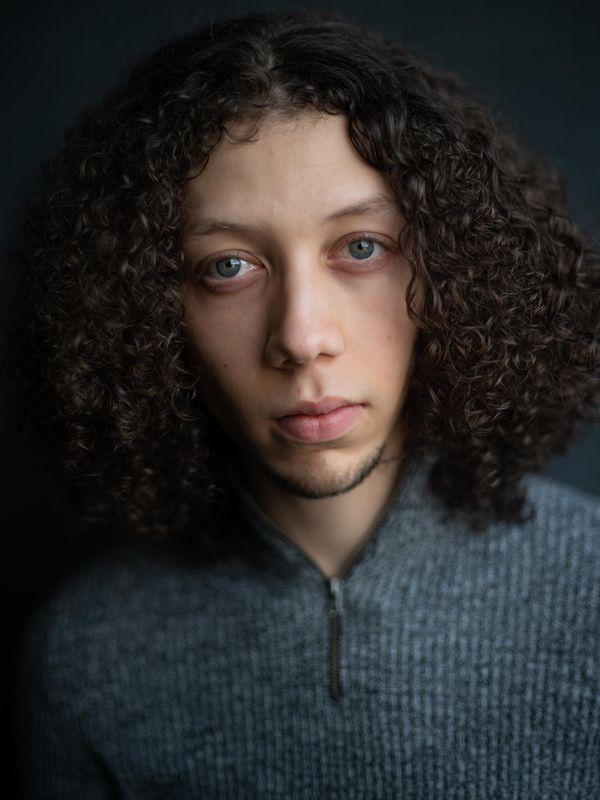 actor Joshua Frater-Loughlin large photo