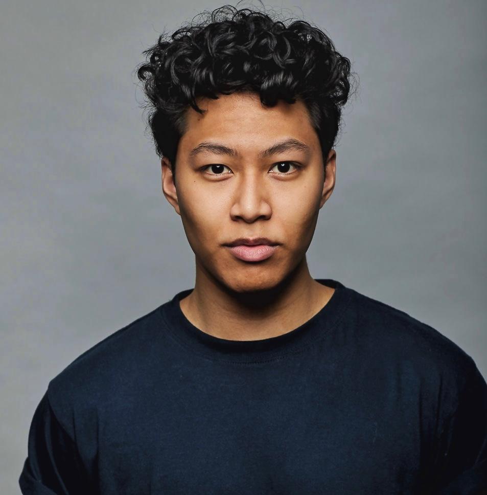 actor Julian Young large photo