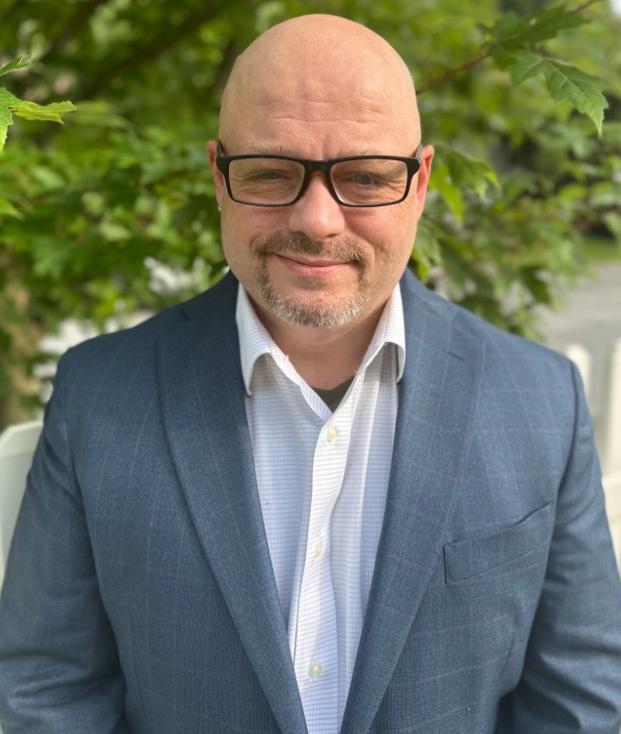 actor Chris Baldyga large photo