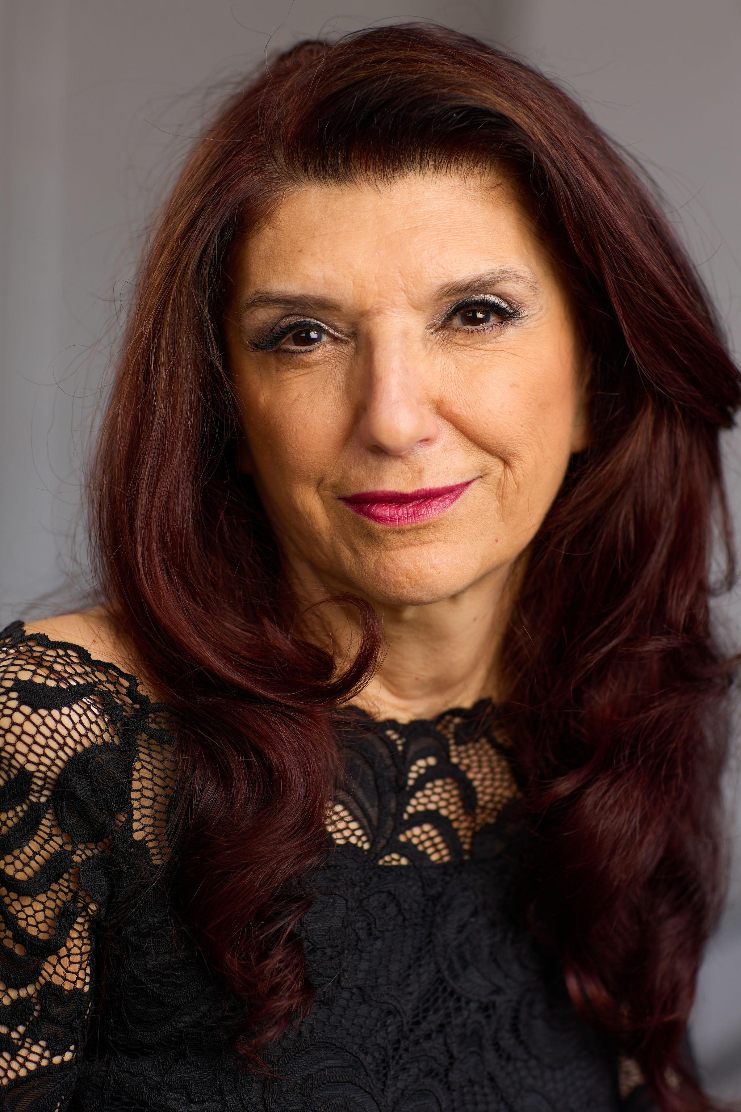 actor Antoinette Gelmont large photo