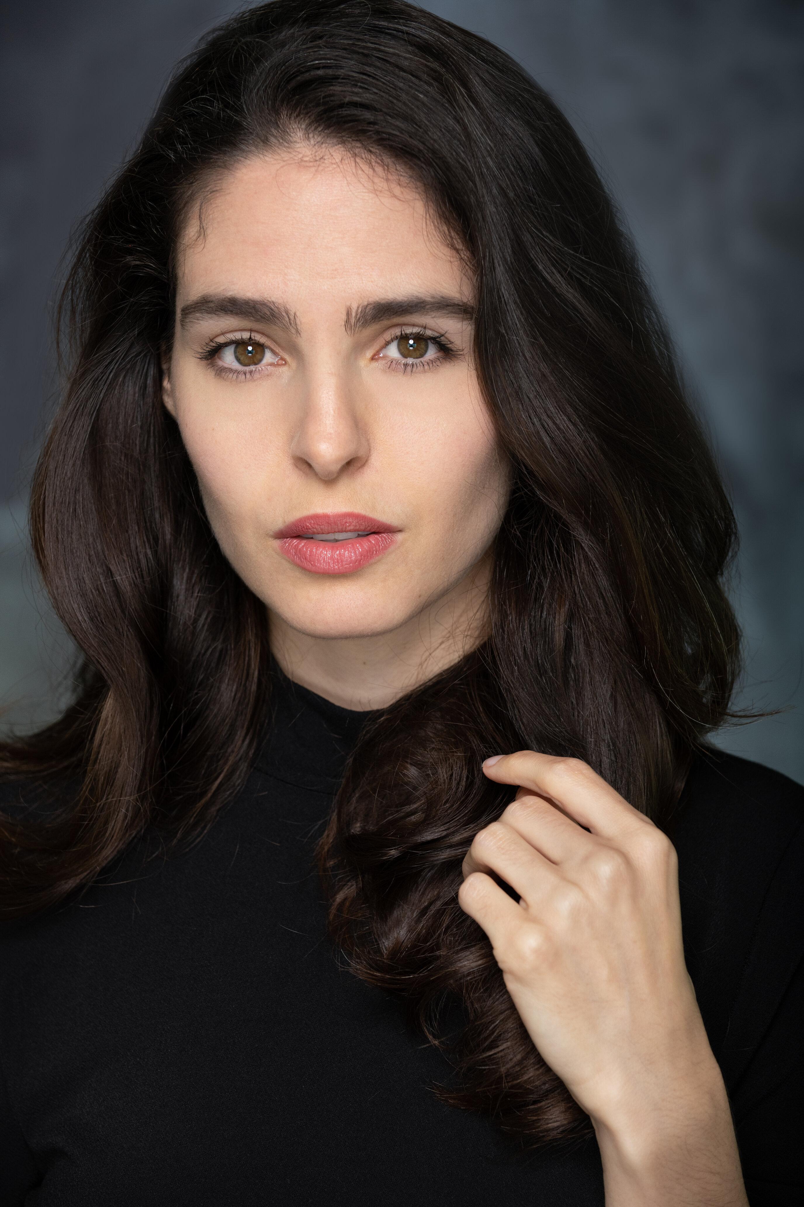 actor Danielle Ricci large photo