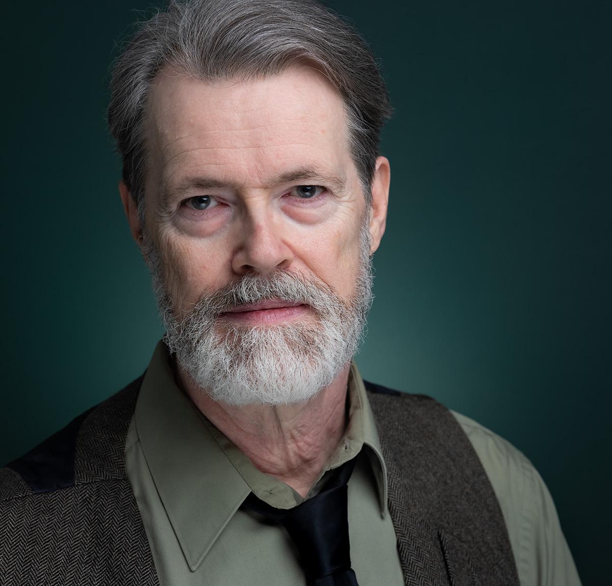 actor Ernie Stifel large photo