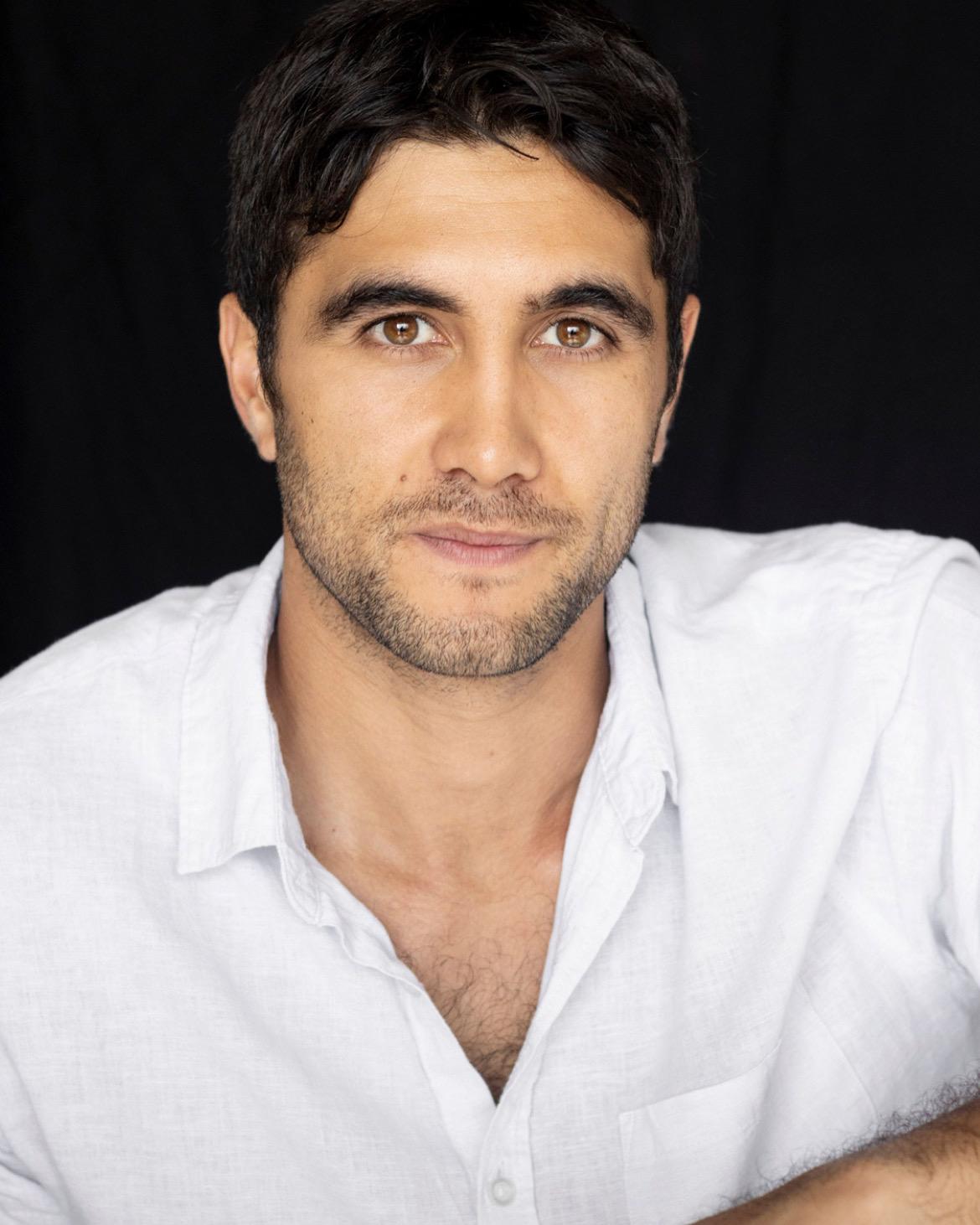 actor Ethan Browne large photo