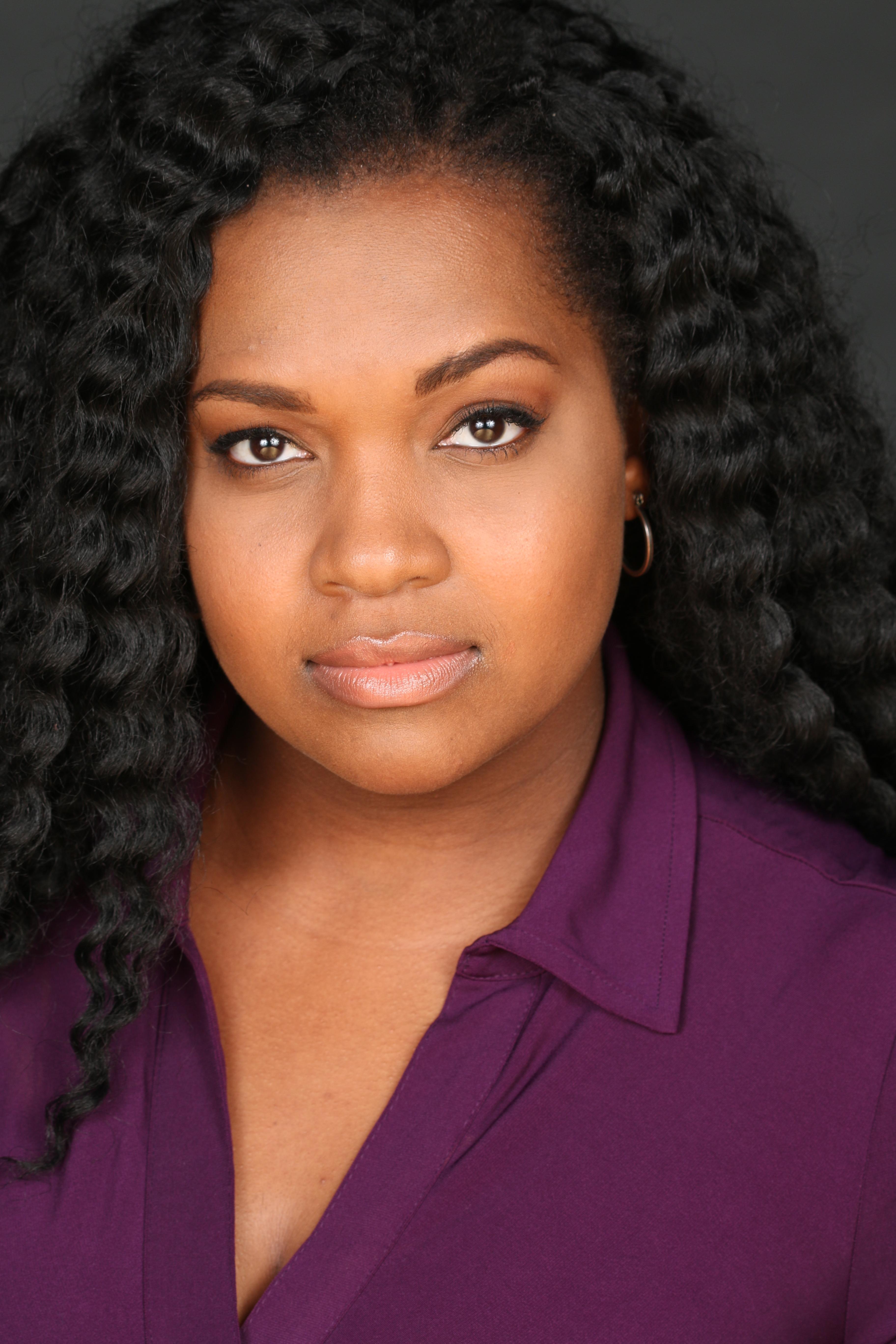 actor Kristen Radford large photo