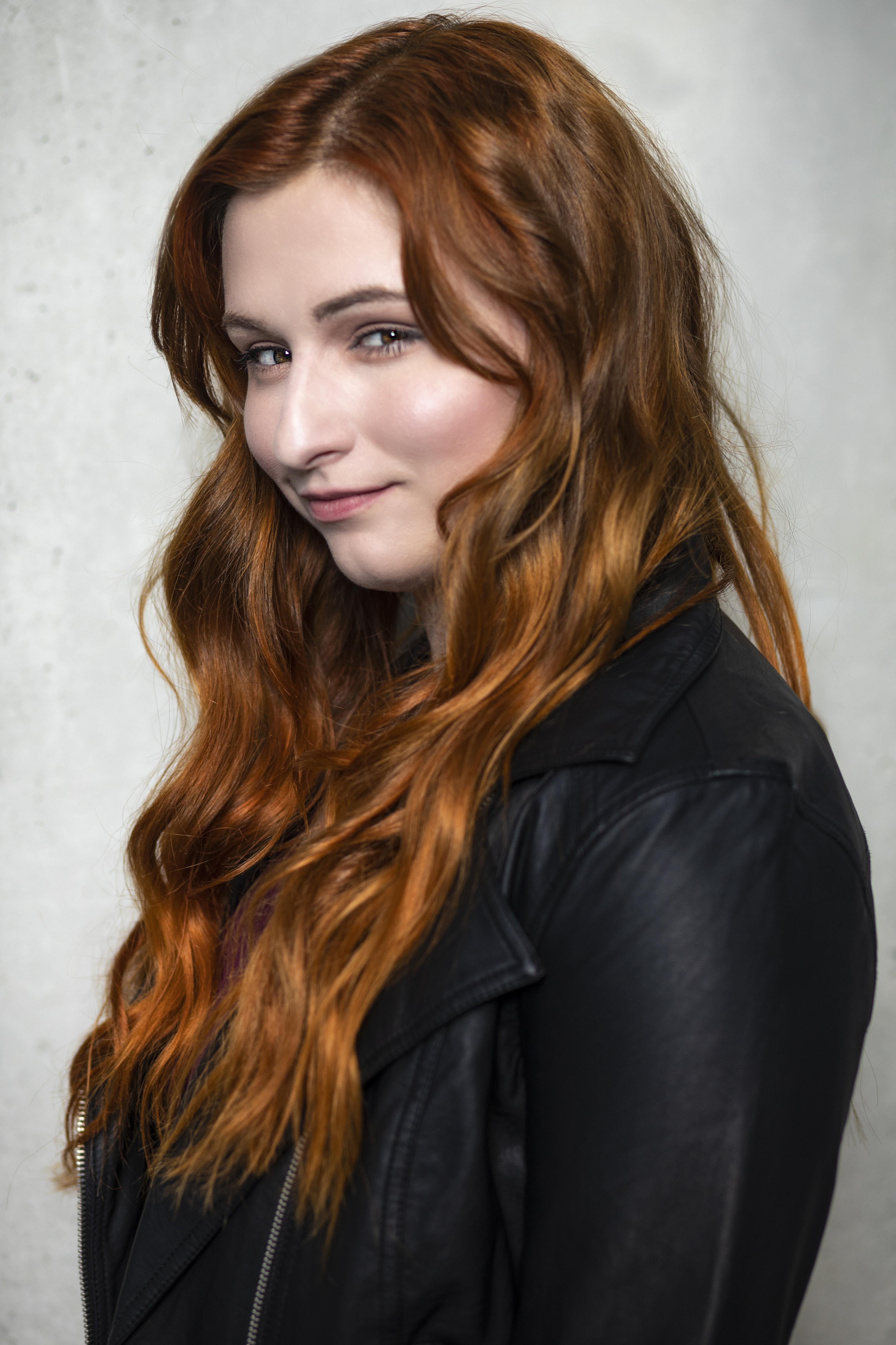 actor Lindsay Ballif large photo