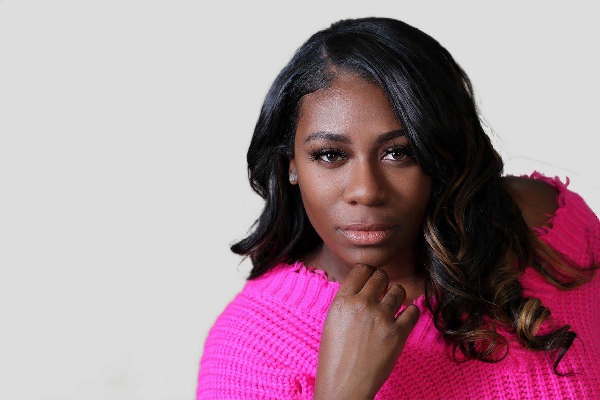 actor Parishia Henderson large photo