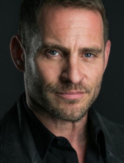 actor Mark O'Neal large photo