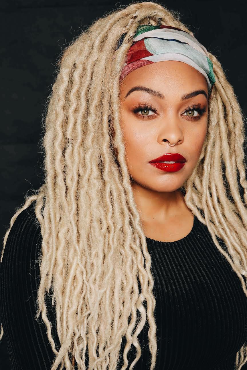 actor Larayia Gaston large photo