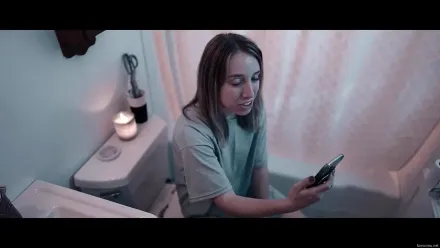 Trailer thumbnail