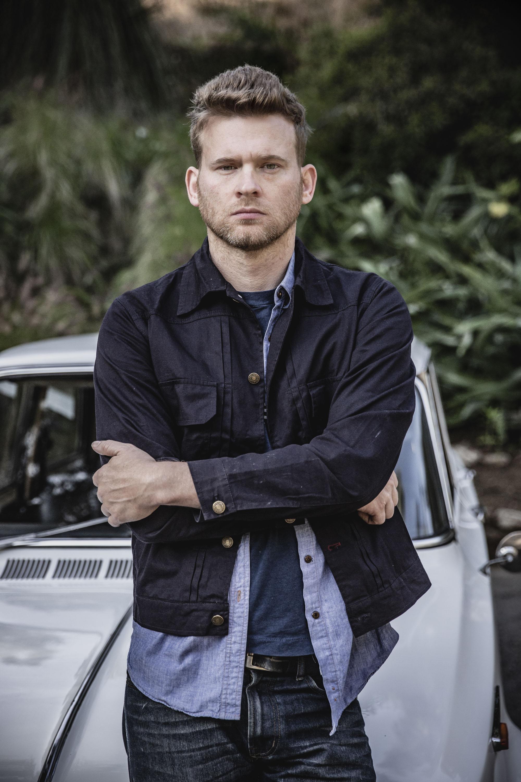 actor Justin Snowball large photo