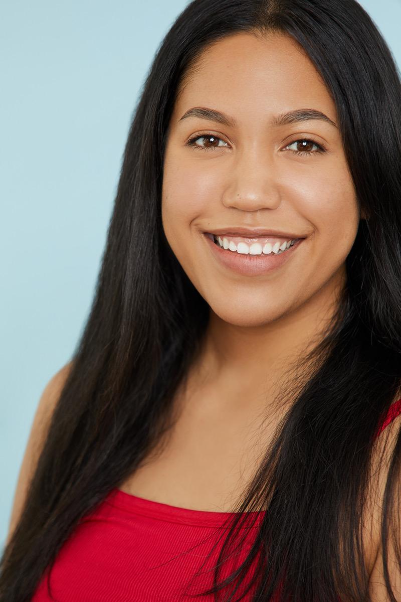 actor Alana Walker large photo