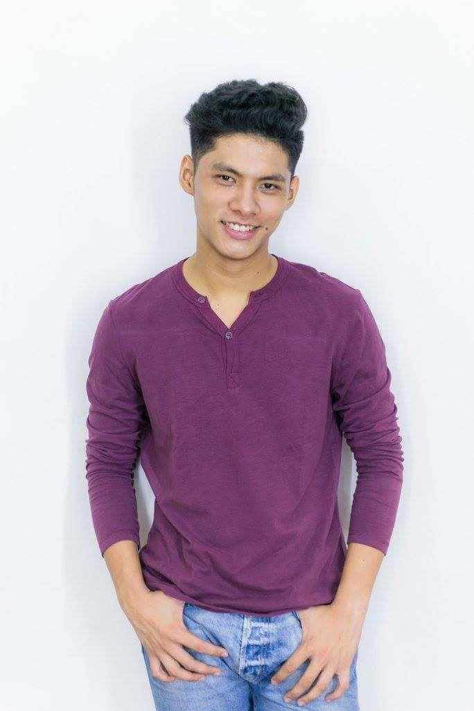 actor Marco Novenario large photo