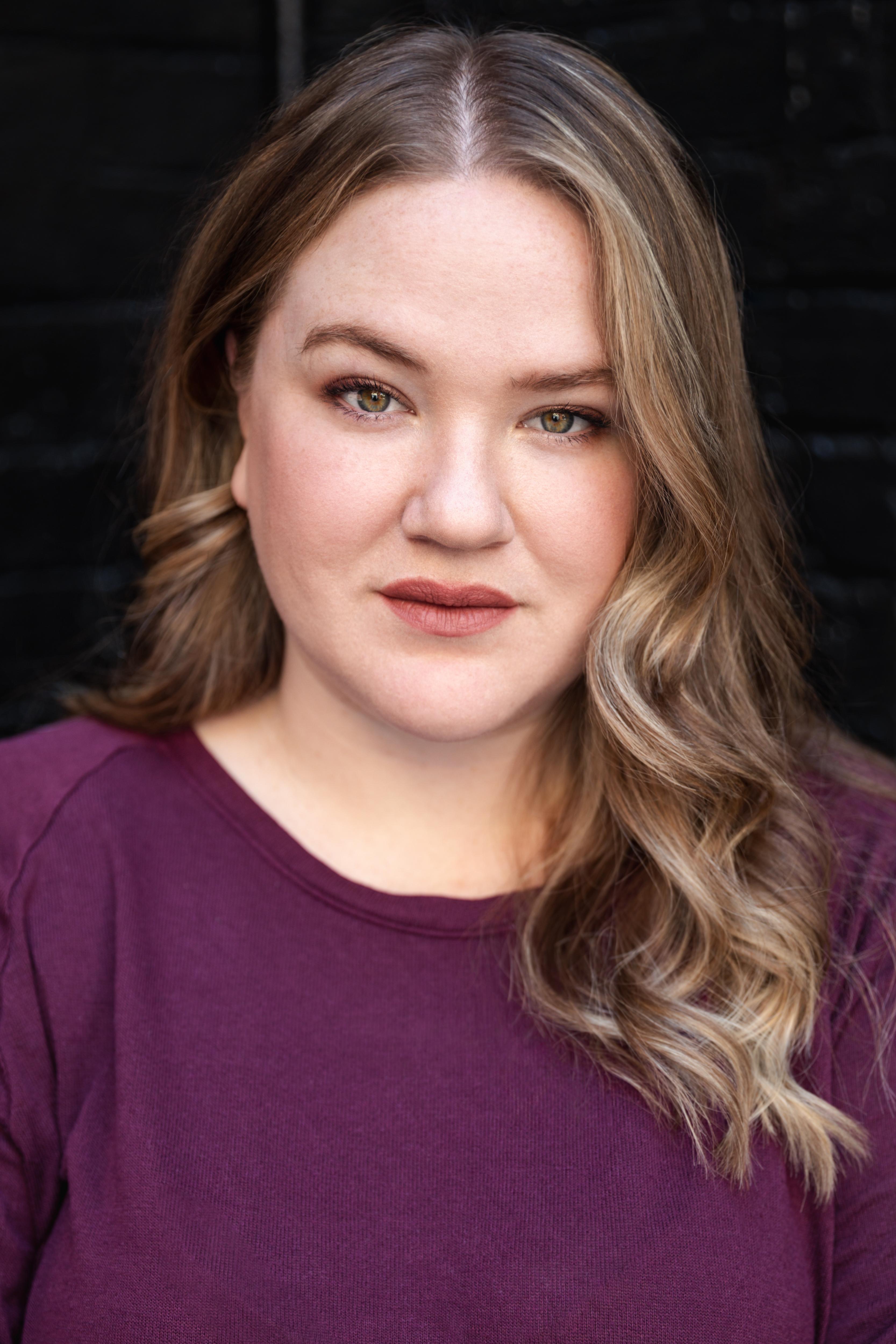 actor Megan Hollier large photo