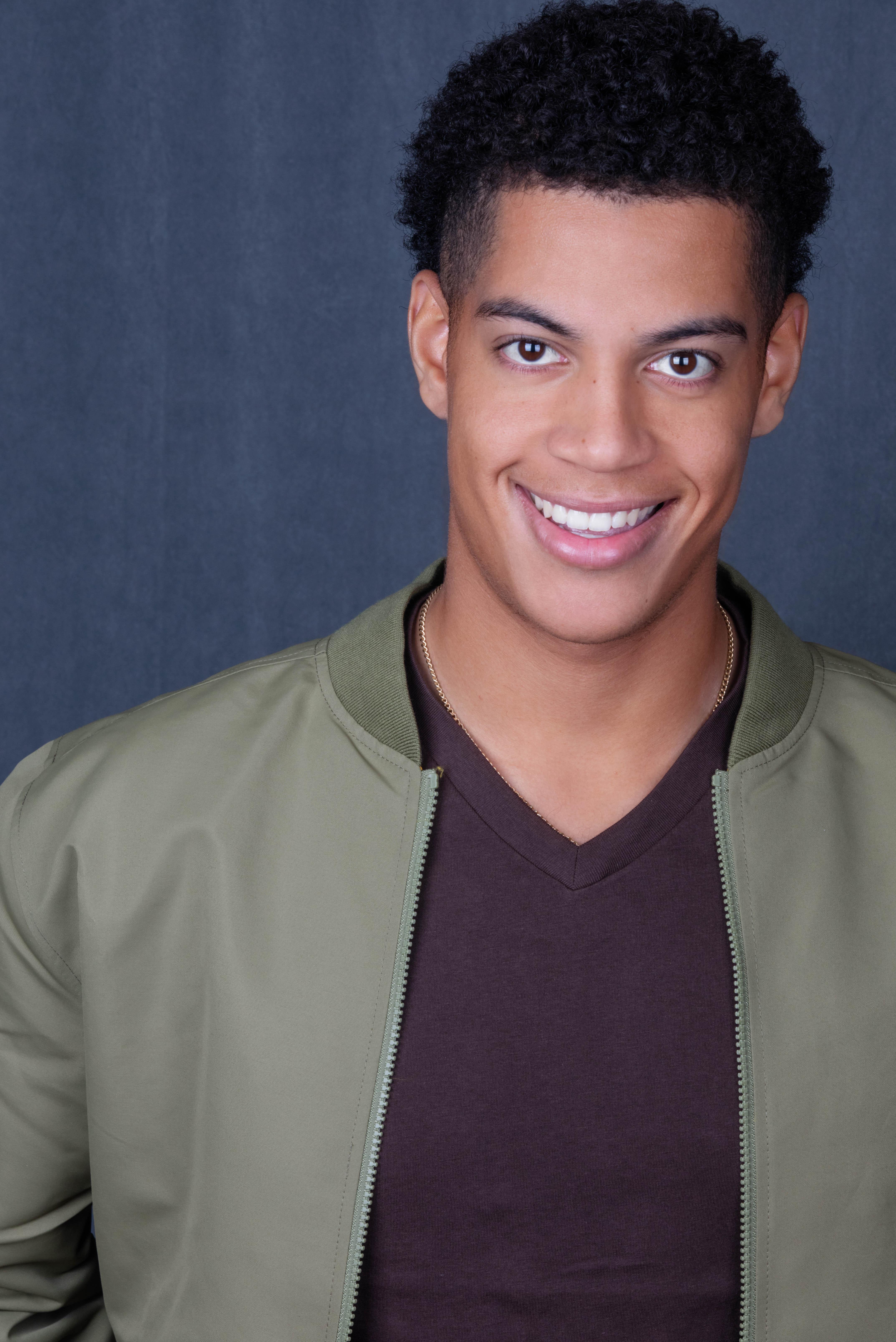 actor Joshua Puranda large photo