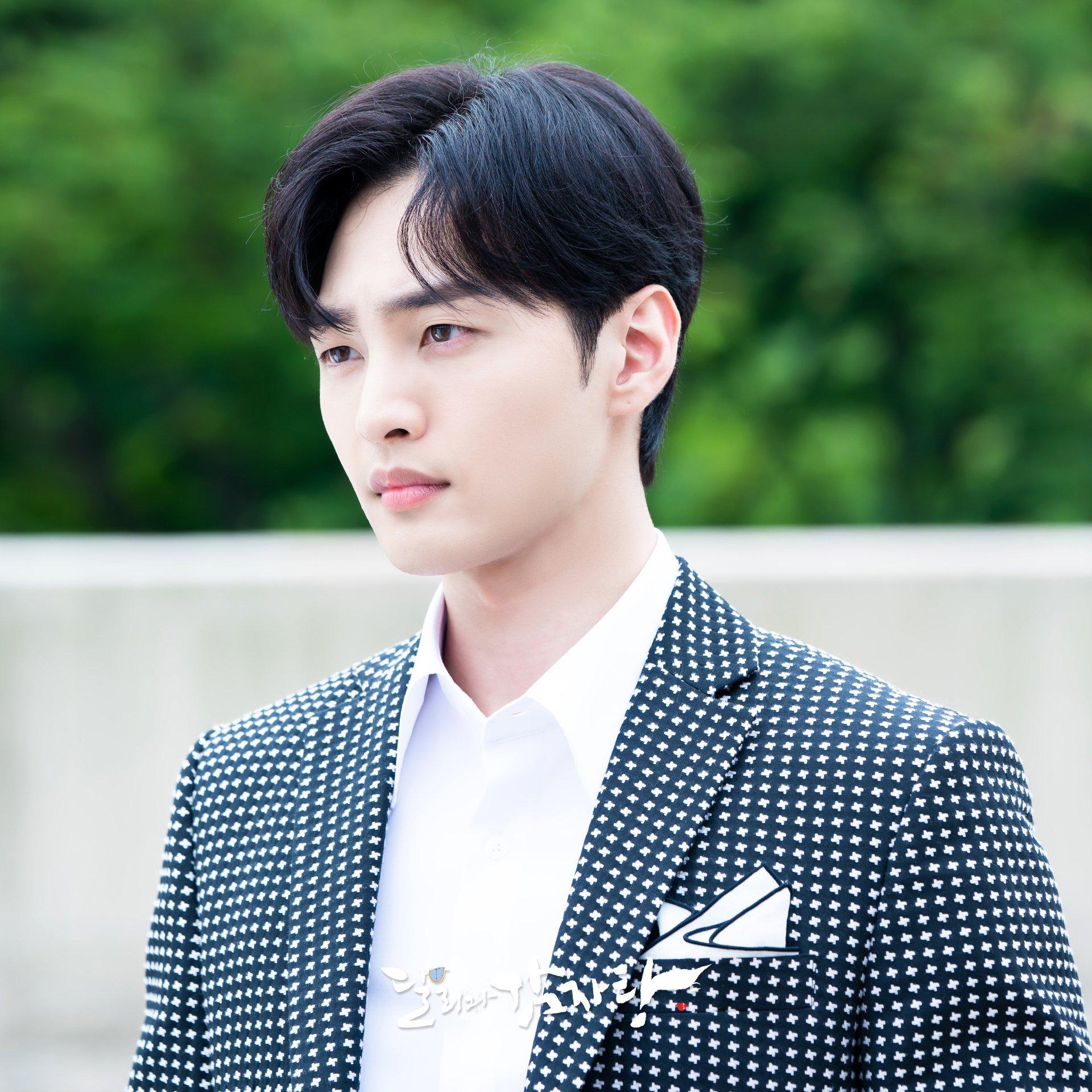 actor Kim Min-jae large photo