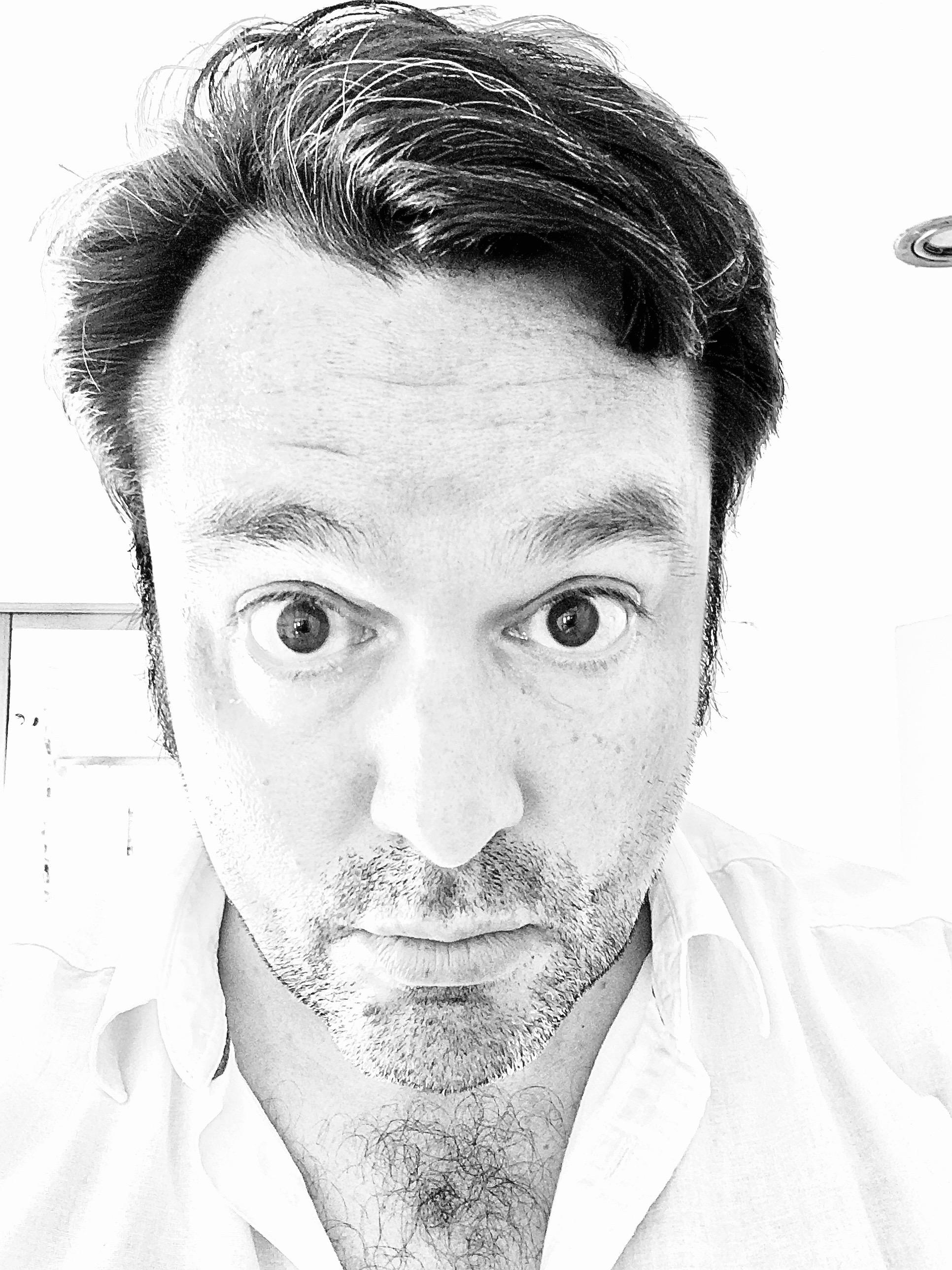 actor Jon Dear large photo