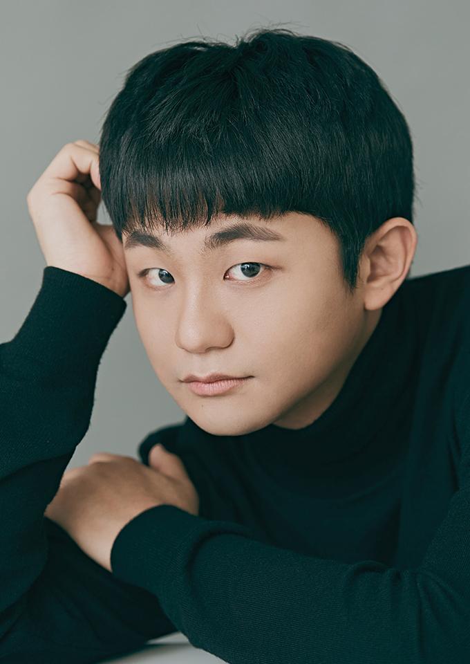 actor Lee Min-goo large photo