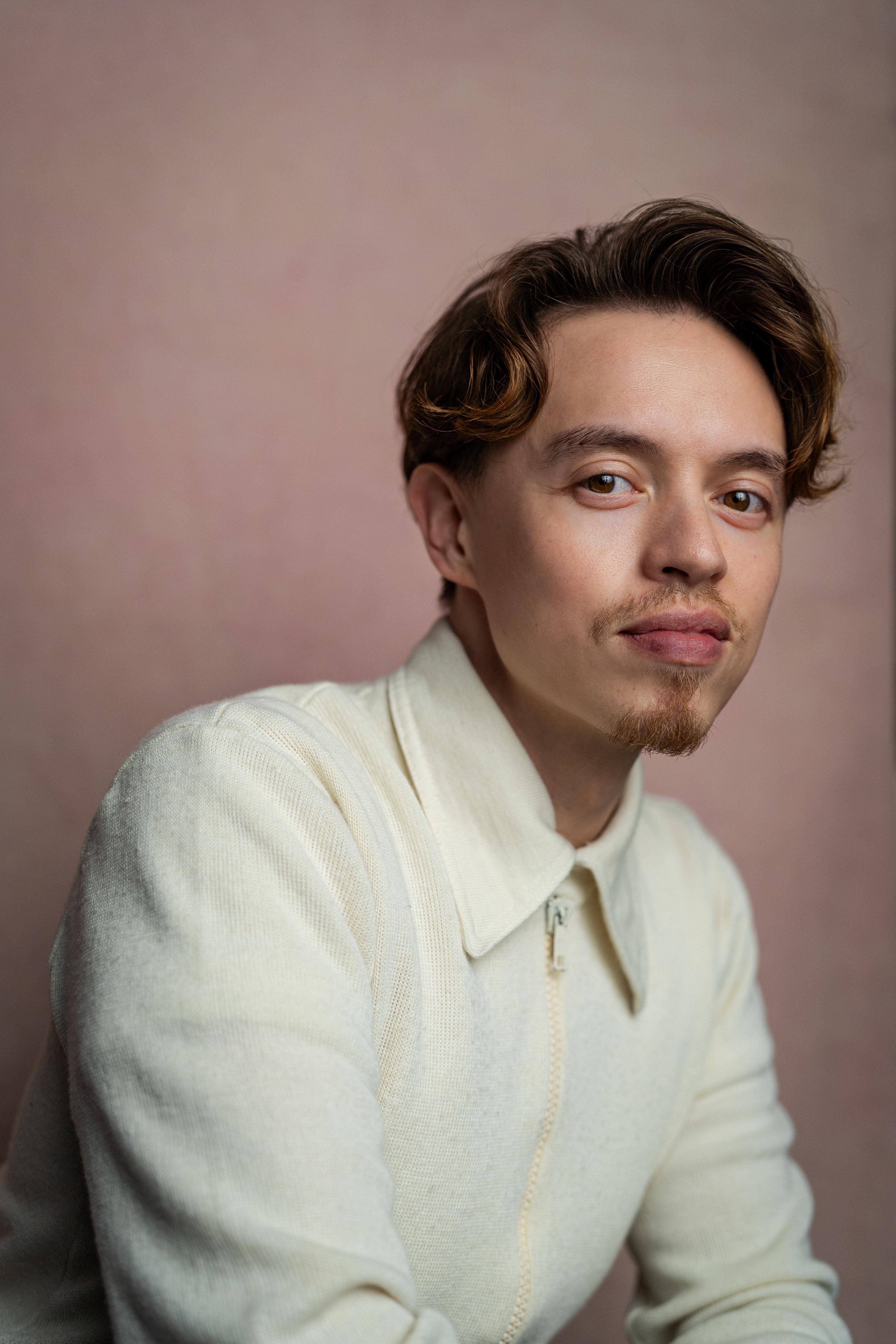 actor Colin Ryan large photo