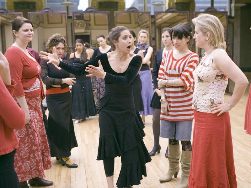 actor Karina Fernandez large photo