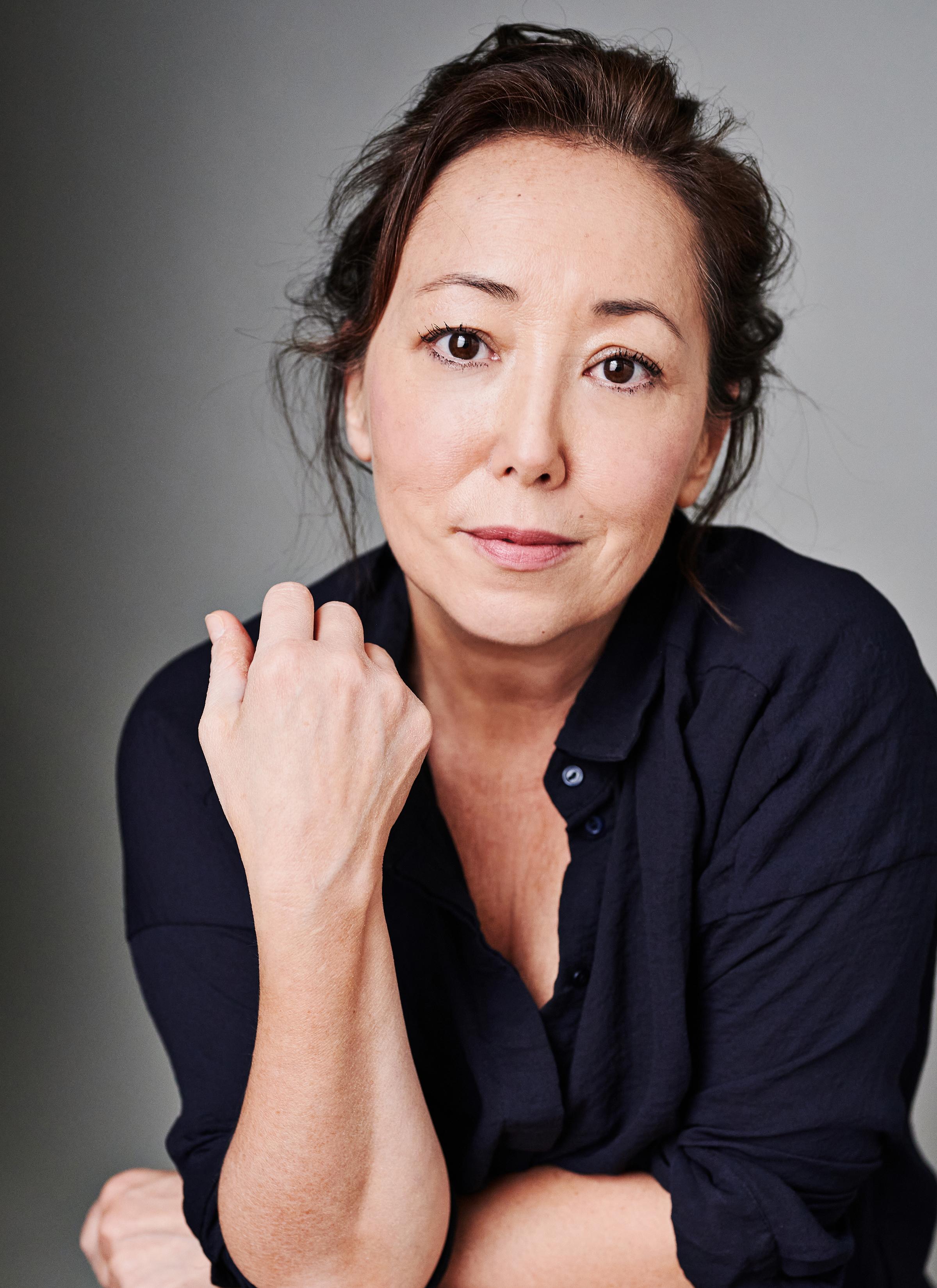 actor Fiona Marr large photo