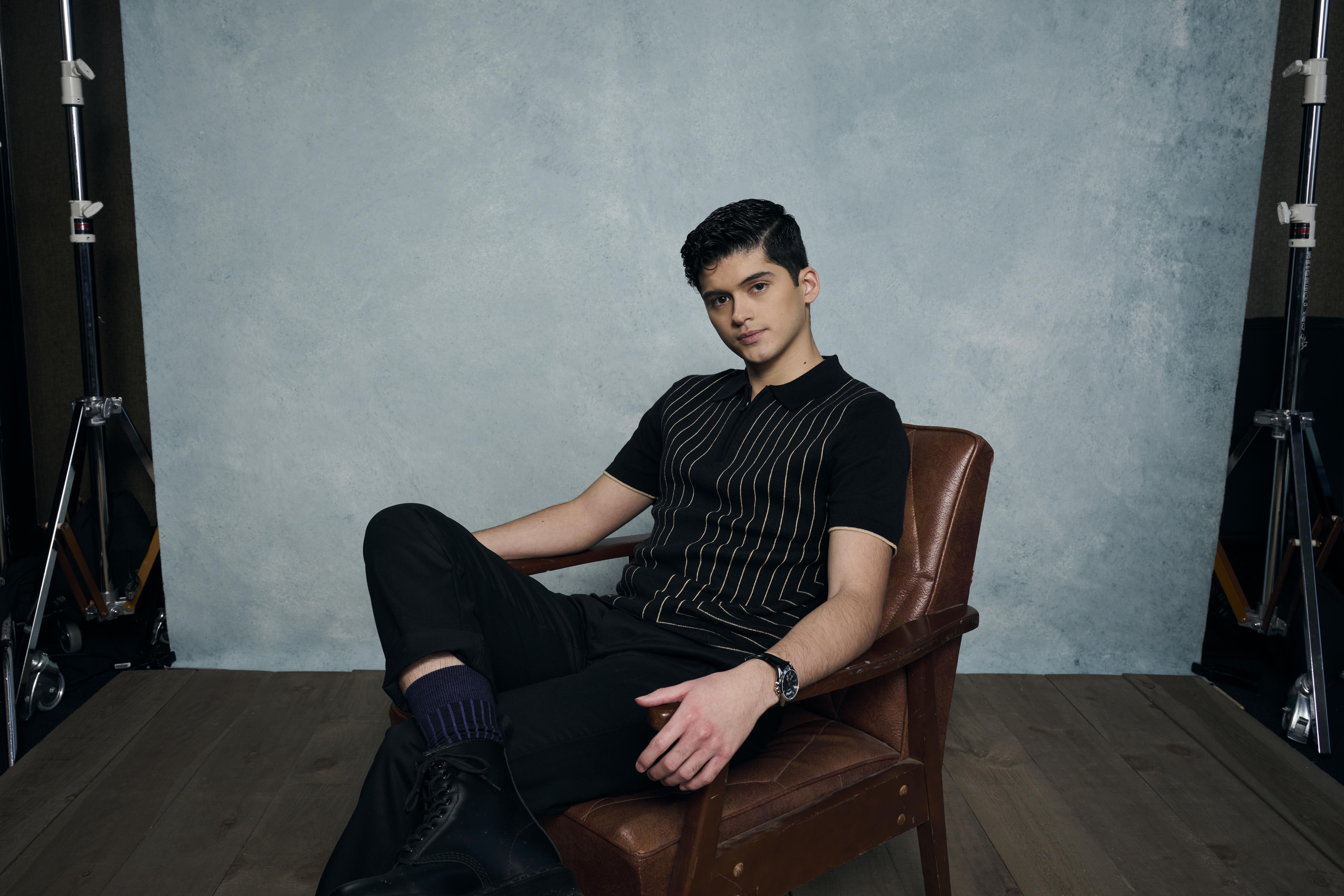 actor Max Pelayo large photo