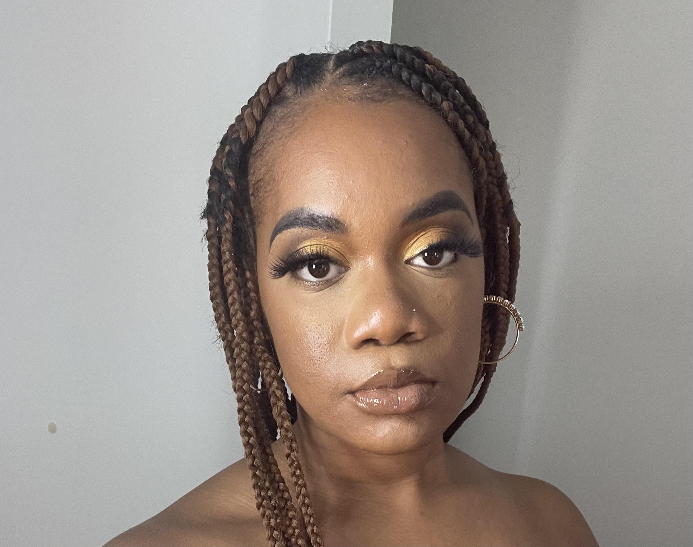 actor Ashley Lynah large photo