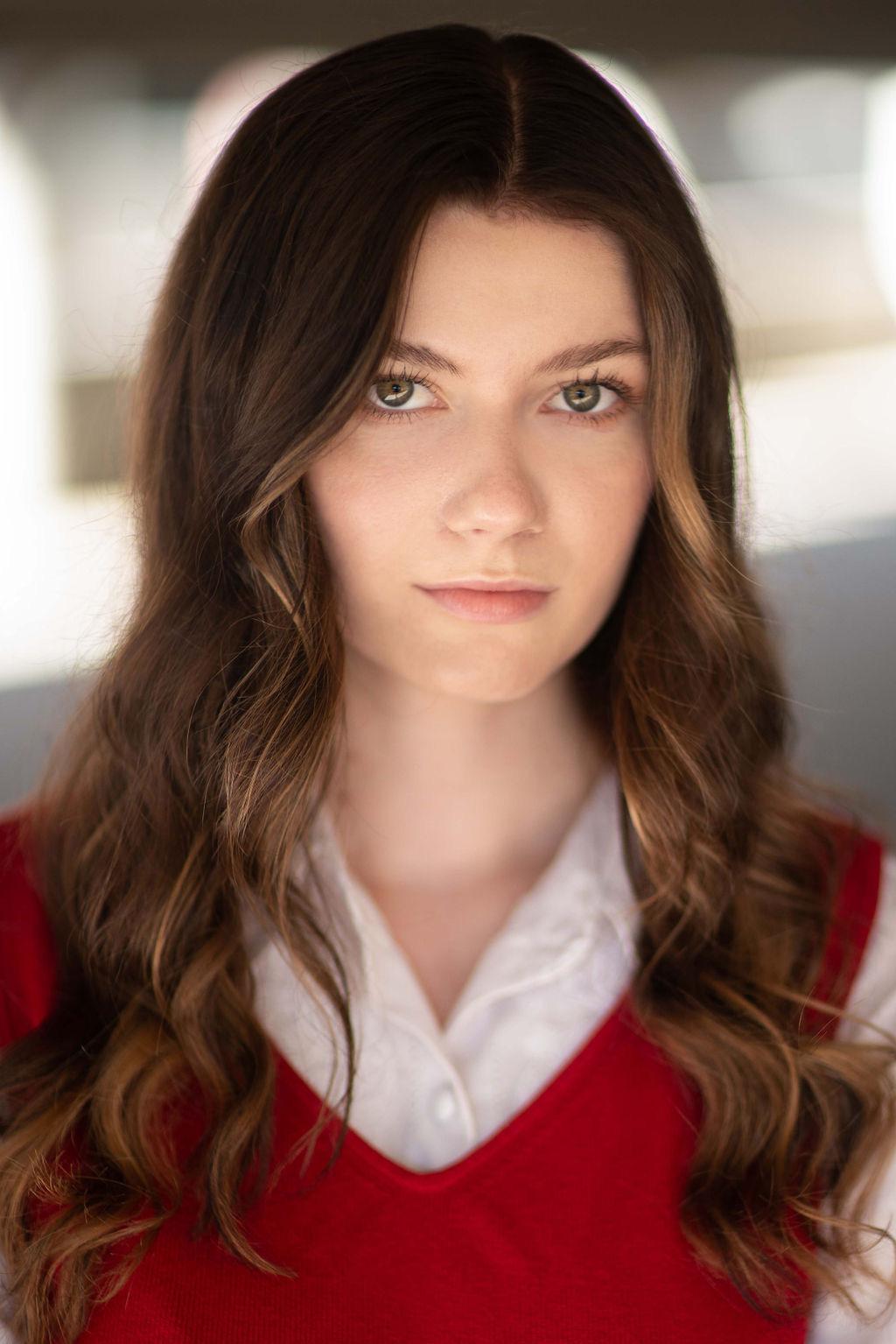 actor Mandy Jaeger large photo