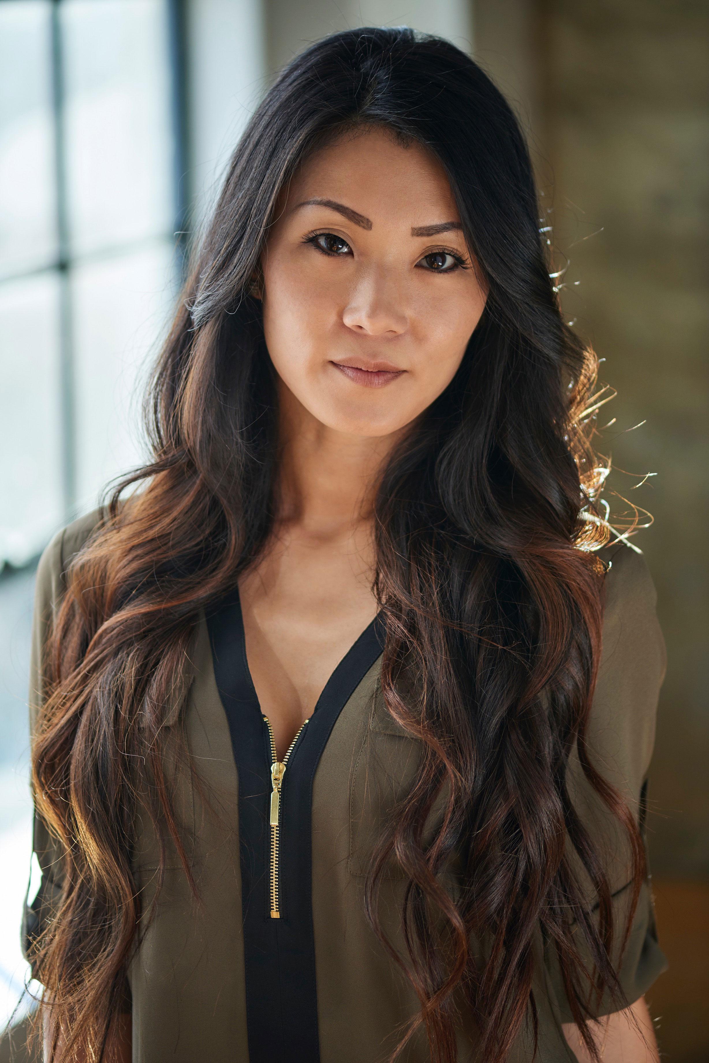 actor Amanda Song Lee large photo