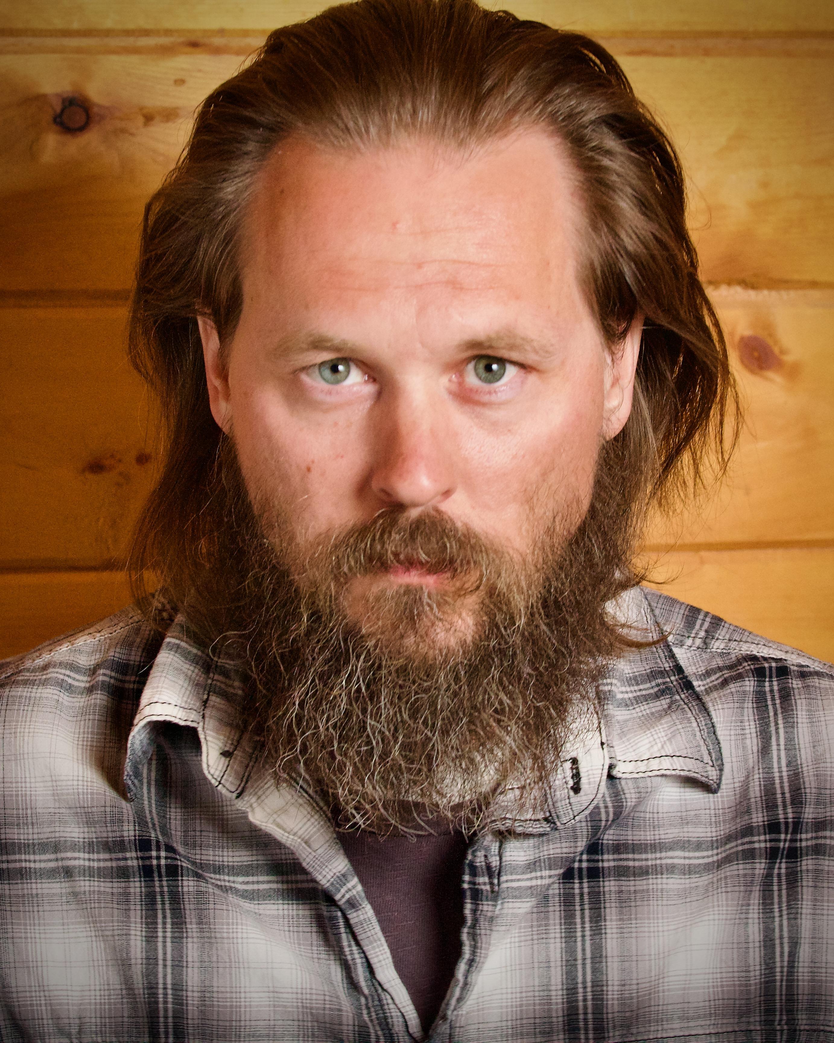 actor Shane Morrisun large photo