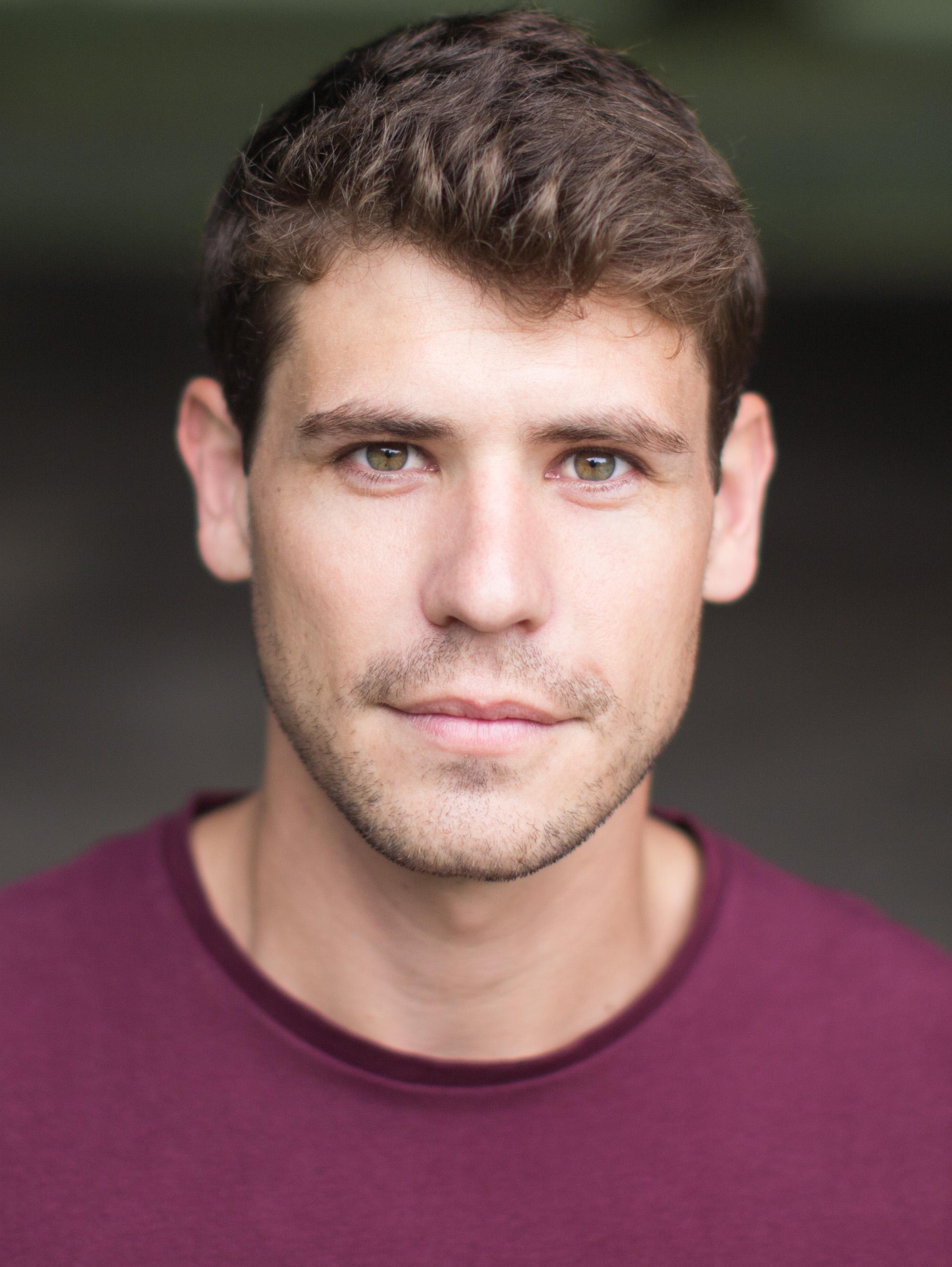 actor Neil Bishop large photo