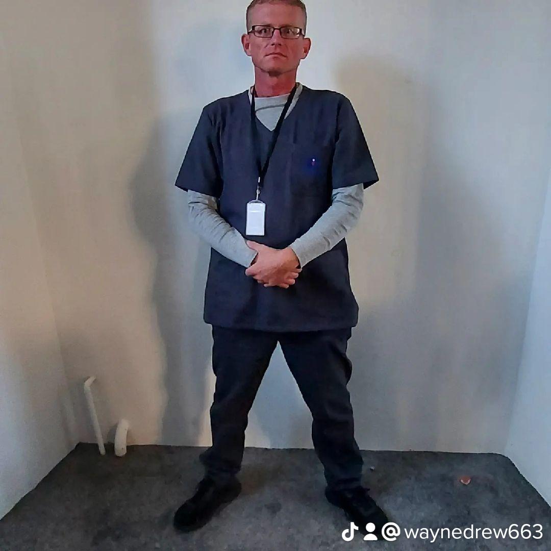 actor Wayne Drew large photo