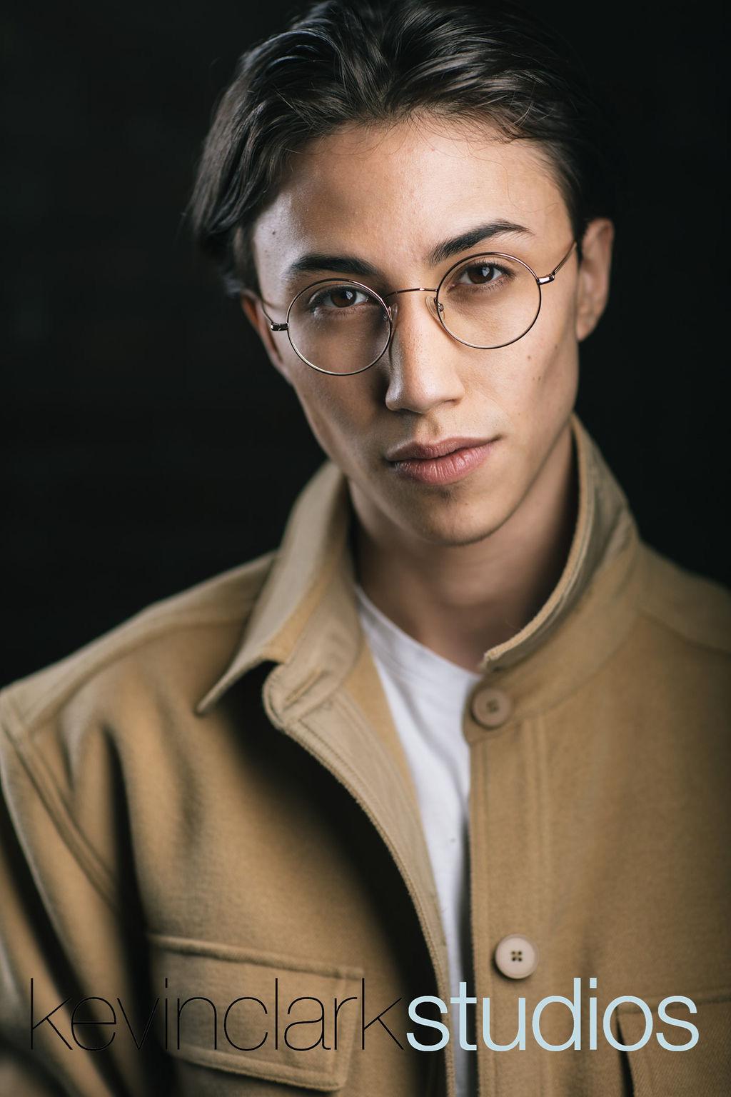 actor Shawn Seward large photo