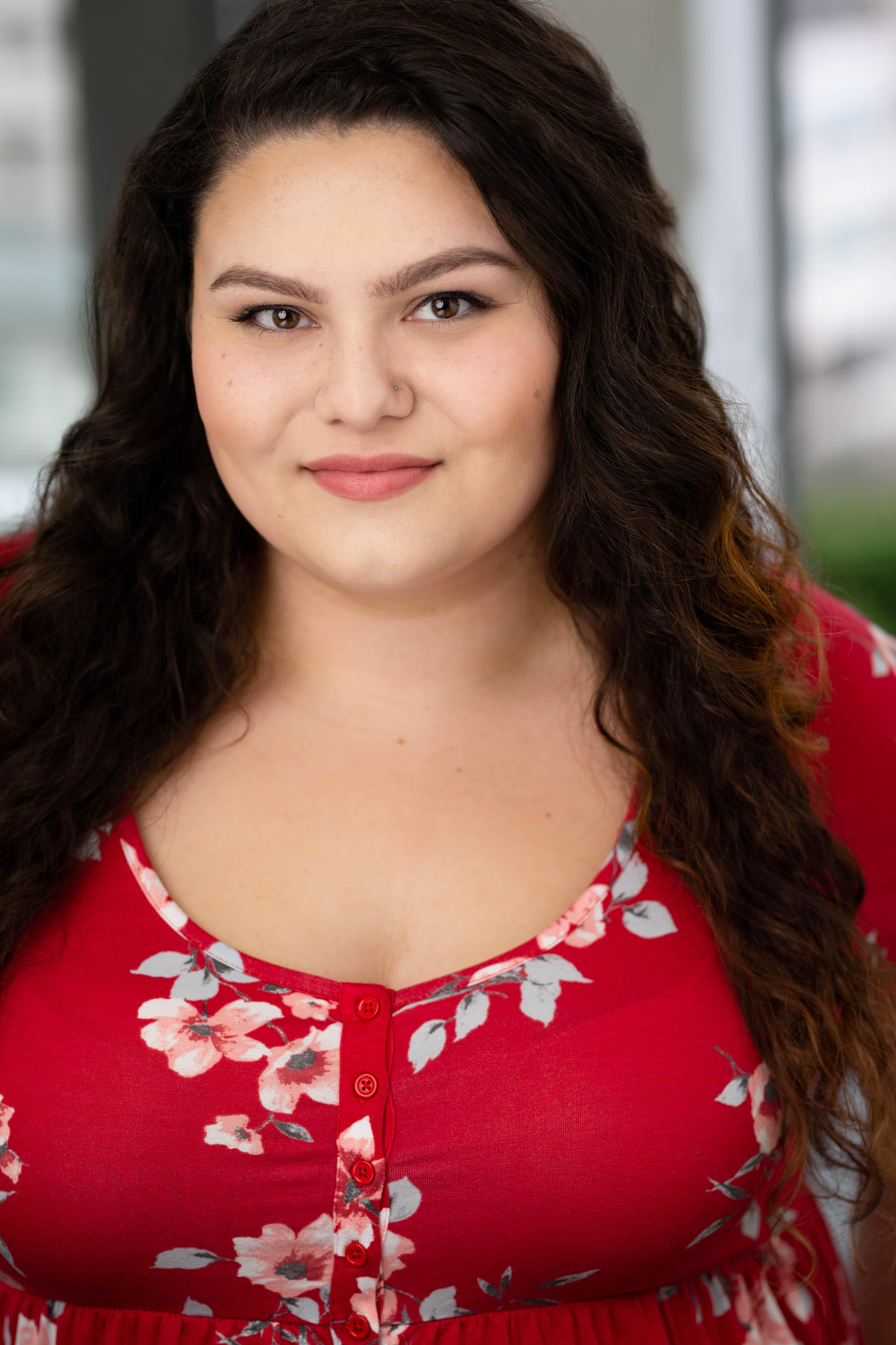 actor Ashleigh Kearns large photo