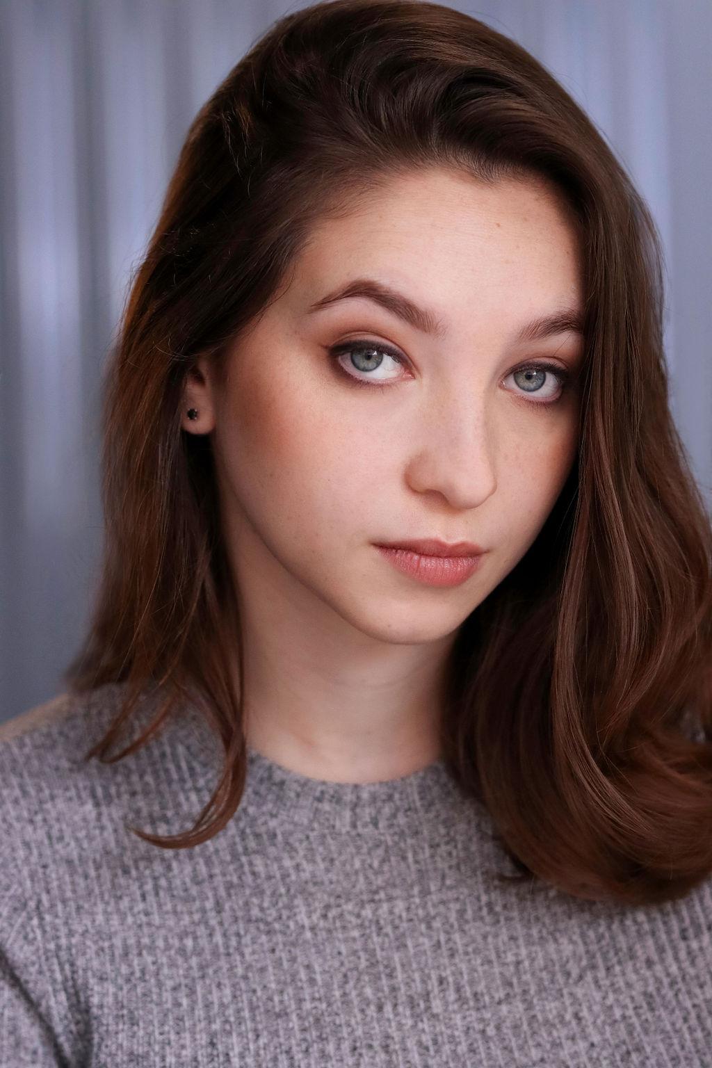 actor Brianna Ward large photo