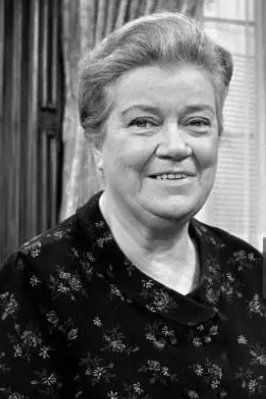 actor Nora Marlowe large photo