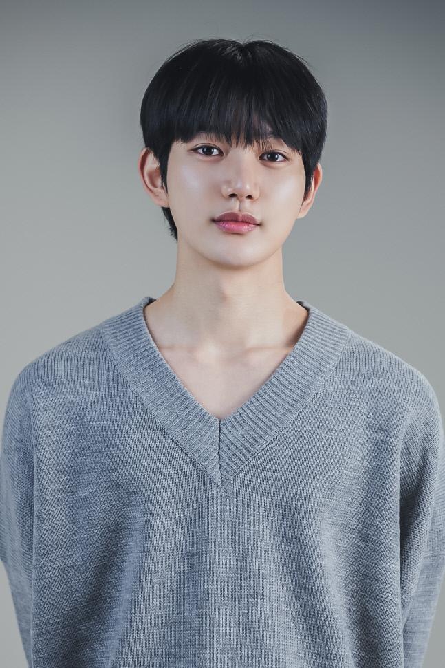 actor Yoon Sang-Hyeon large photo