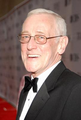 actor John Mahoney large photo