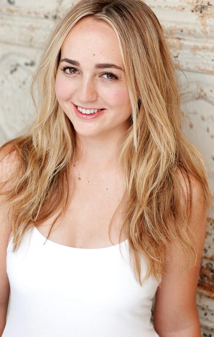 actor Alyssa Baric large photo