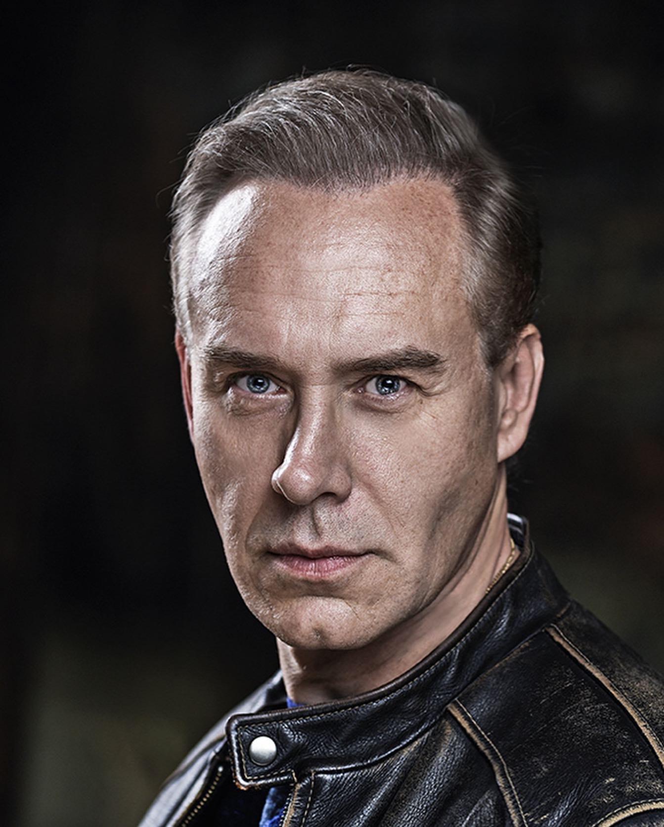 actor Chris Langenzarde large photo