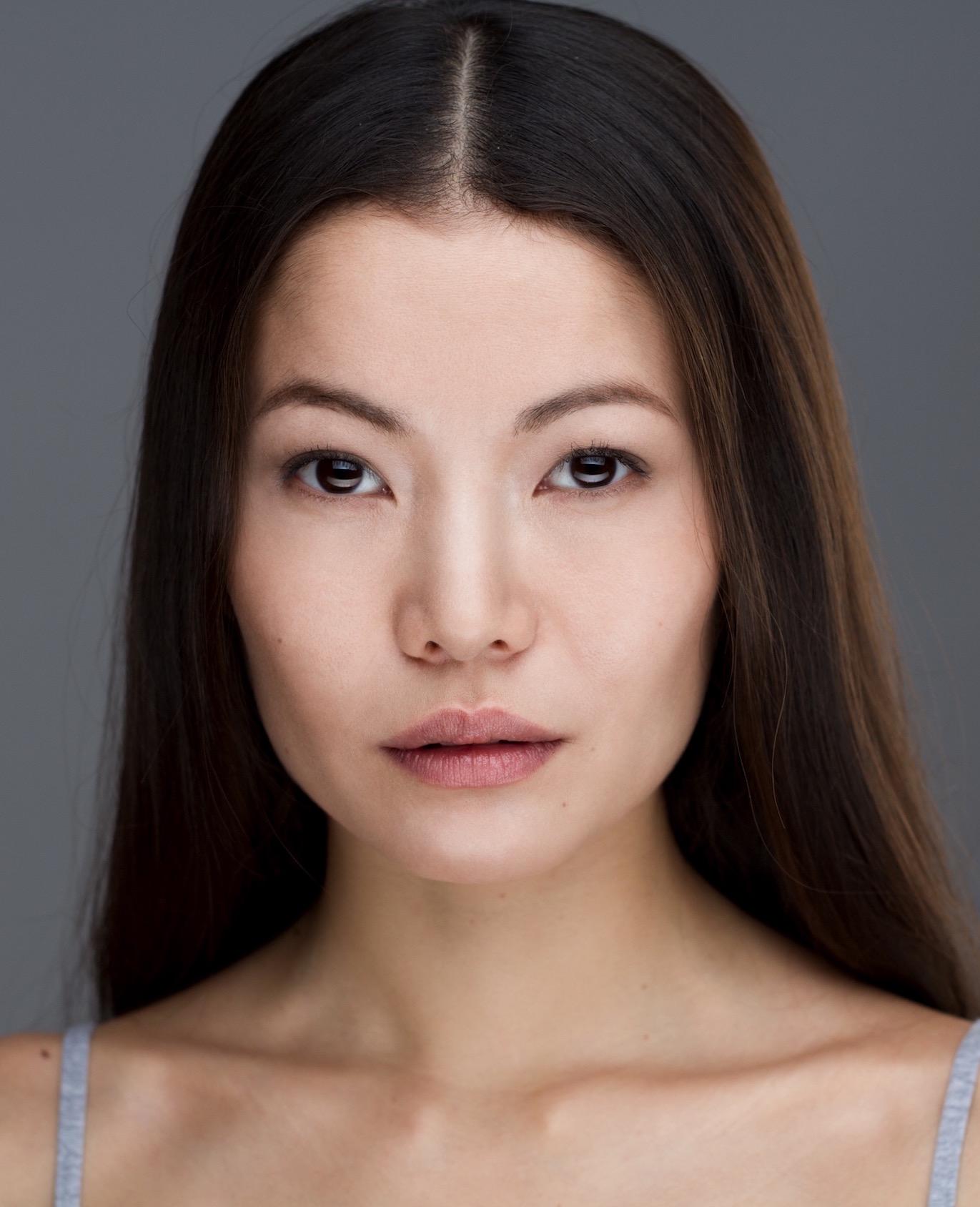 actor Anastasiya Tsoy large photo