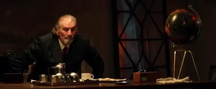 Trailer thumbnail