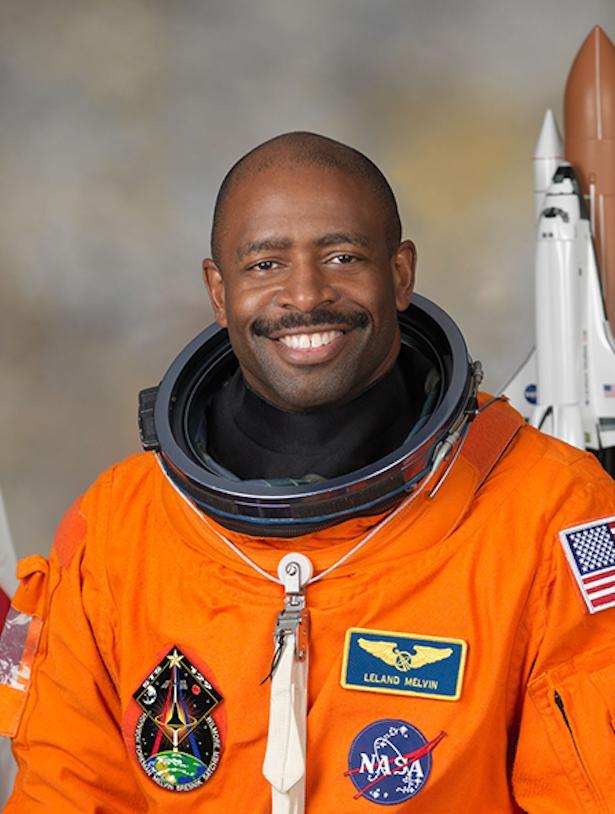 actor Leland Melvin large photo