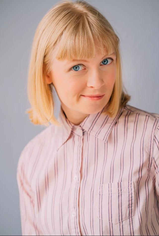 actor Ayla Miller large photo