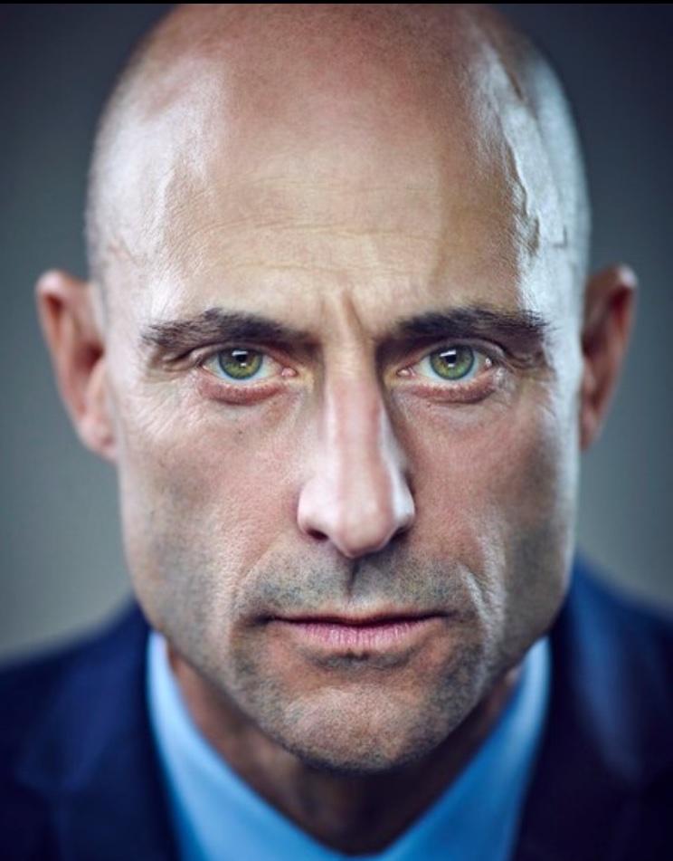 actor Mark Strong large photo