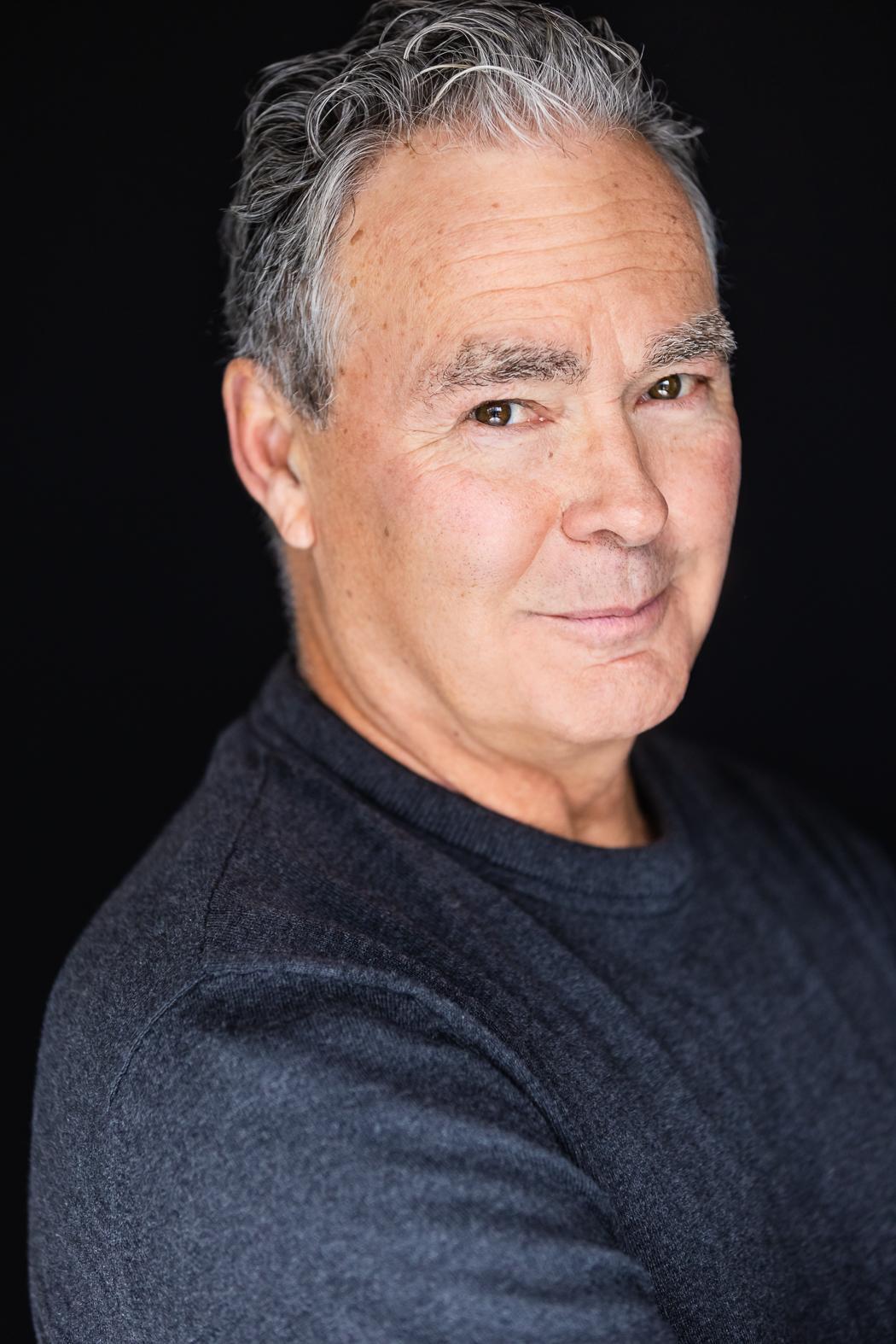 actor Tom Young large photo