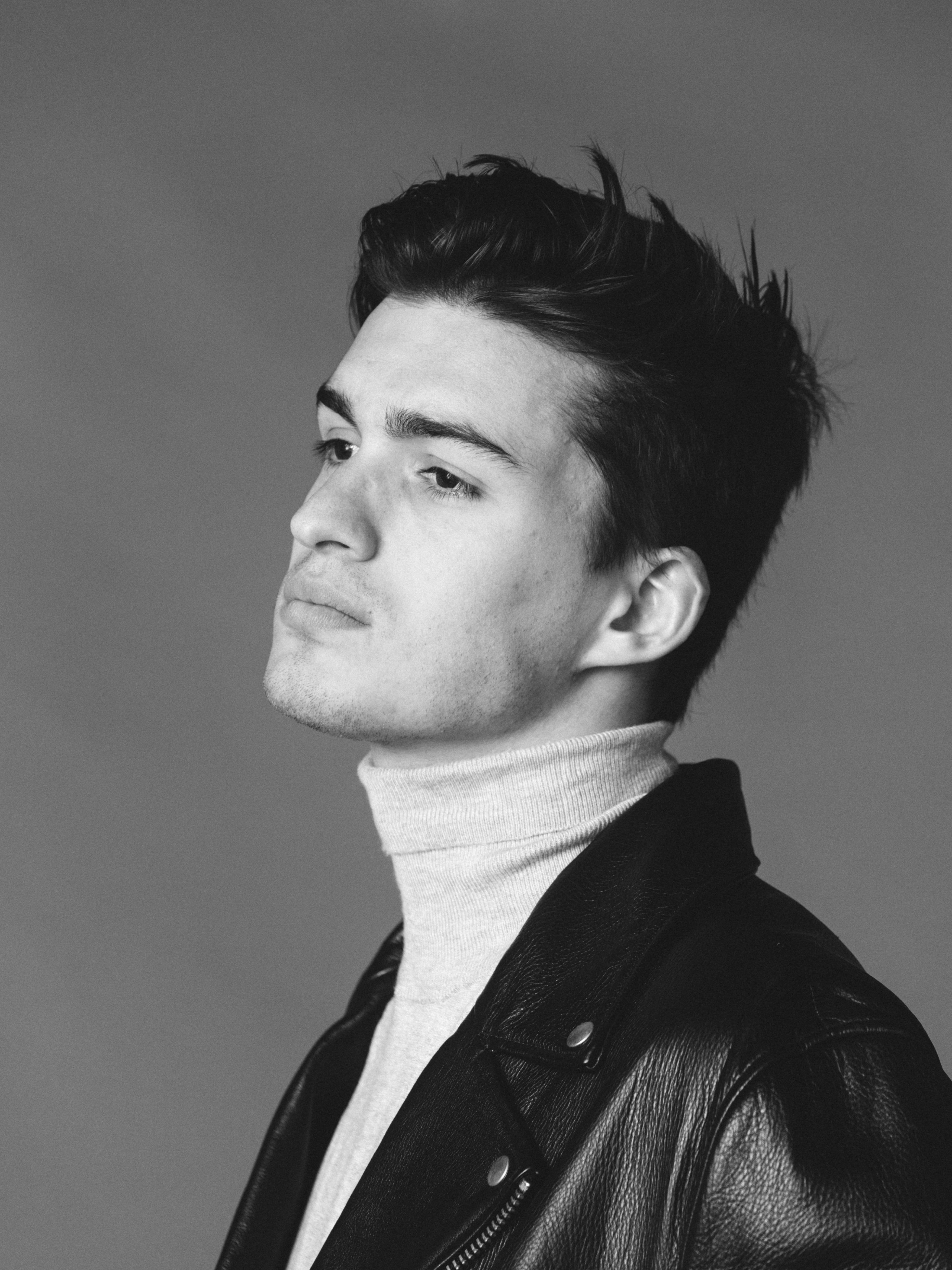 actor Daniel Rived large photo